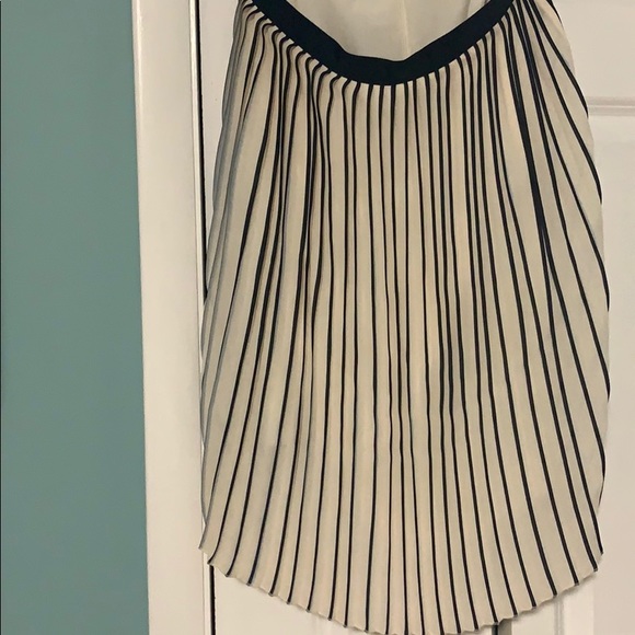 J crew skirt - Picture 2 of 2